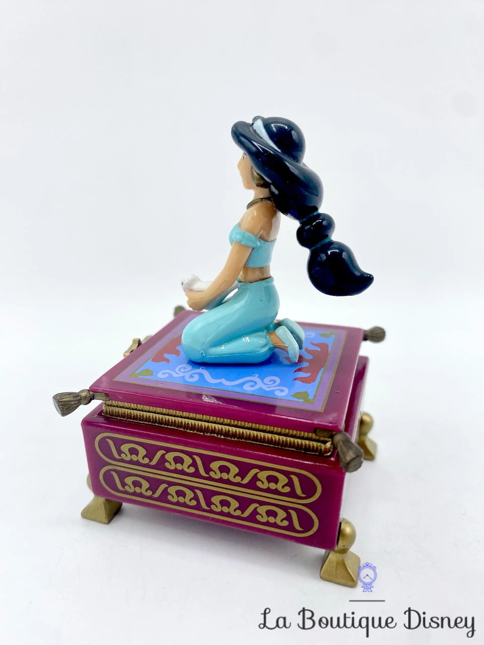 Boite Bijoux Jasmine Aladdin Disney Vintage Pendentif Charm Tapis Volant 7 Cm 5 Boite Bijoux Jasmine Aladdin Disney Vintage Pendentif Charm Tapis Volant 7 Cm – Image 3