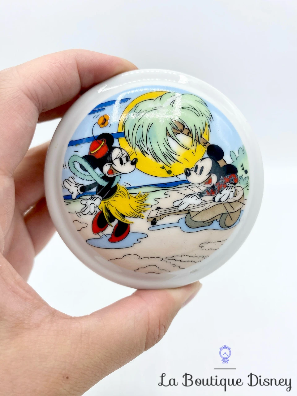 Boite Porcelaine Minnie Mickey Plage Walt Disney Productions FG Vintage Coffret Rond 3 Boite Porcelaine Minnie Mickey Plage Walt Disney Productions FG Vintage Coffret Rond
