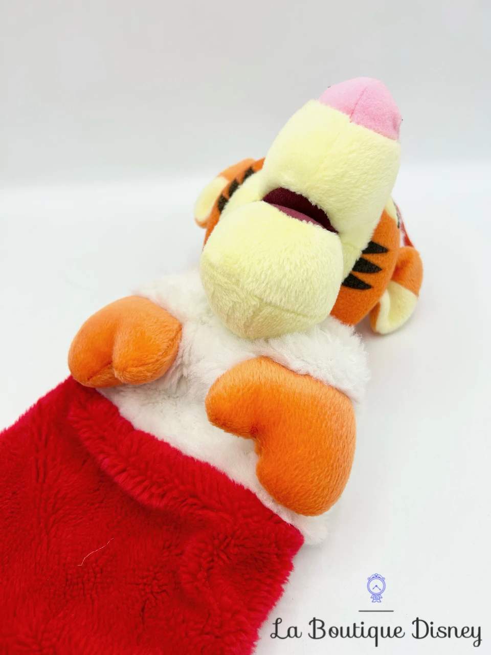 Chaussette De Noël Tigrou Disney Winnie L'ourson Peluche Botte Rouge 53 Cm 5 Chaussette De Noël Tigrou Disney Winnie L'ourson Peluche Botte Rouge 53 Cm – Image 3