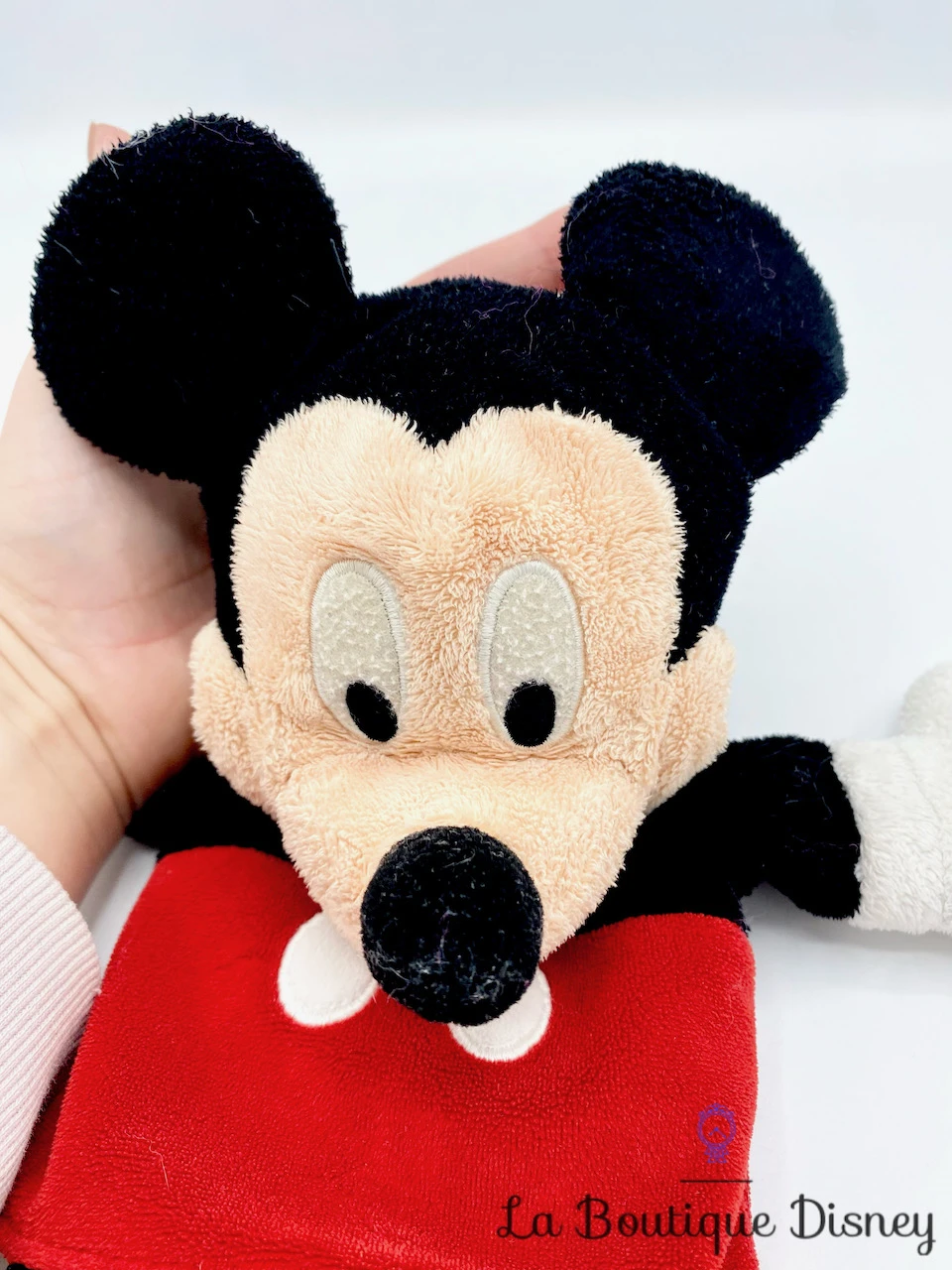 Marionnette Mickey Mouse Disney Store Exclusive Main Peluche 34 Cm 6 Marionnette Mickey Mouse Disney Store Exclusive Main Peluche 34 Cm – Image 4