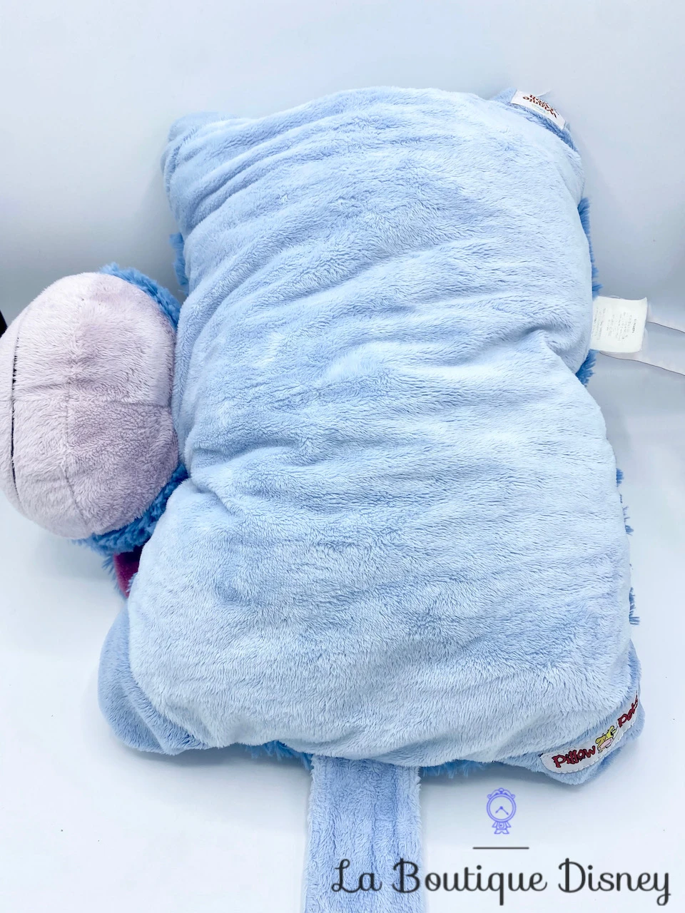 Coussin Bourriquet Pillow Pets Disney Winnie L'ourson Peluche Oreiller Pliable Bleu 7 Coussin Bourriquet Pillow Pets Disney Winnie L'ourson Peluche Oreiller Pliable Bleu – Image 5