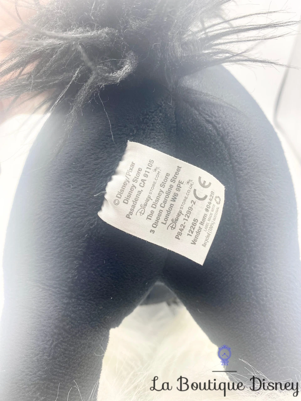 Peluche Angus Cheval Rebelle Disney Store Noir 37 Cm 7 Peluche Angus Cheval Rebelle Disney Store Noir 37 Cm – Image 5
