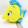 Peluche Polochon La Petite Sirène Disney Store 2023 Poisson Jaune Bleu 38 Cm -Disney peluche polochon brillant disney store peluche poisson jaune bleu la petite sirene 0