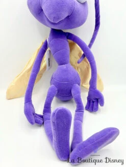 Peluche Princesse Atta 1001 Pattes XXL Disney Store Insecte Fourmi Violet Articulé 58 Cm 9 Peluche Princesse Atta 1001 Pattes XXL Disney Store Insecte Fourmi Violet Articulé 58 Cm -Disney peluche princesse atta 1001 pattes disney store vintage fourmis violette feuilles xxl grand format 3