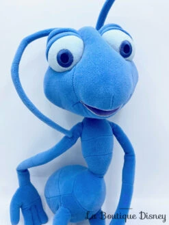 Peluche Tilt 1001 Pattes XXL Disney Store Insecte Fourmi Bleu Articulé 58 Cm 8 Peluche Tilt 1001 Pattes XXL Disney Store Insecte Fourmi Bleu Articulé 58 Cm -Disney peluche tilt3