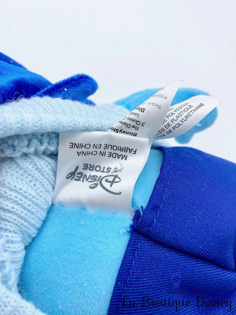 Peluche Tristesse Vice Versa Disney Store Poupée Bleu émotion 27 Cm 7 Peluche Tristesse Vice Versa Disney Store Poupée Bleu émotion 27 Cm – Image 5