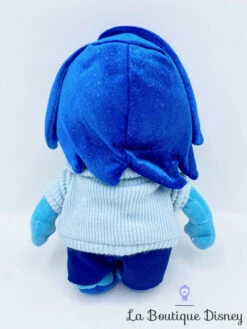 Peluche Tristesse Vice Versa Disney Store Poupée Bleu émotion 27 Cm 9 Peluche Tristesse Vice Versa Disney Store Poupée Bleu émotion 27 Cm -Disney peluche tristesse vice versa disney store bonhomme bleu lunettes 5