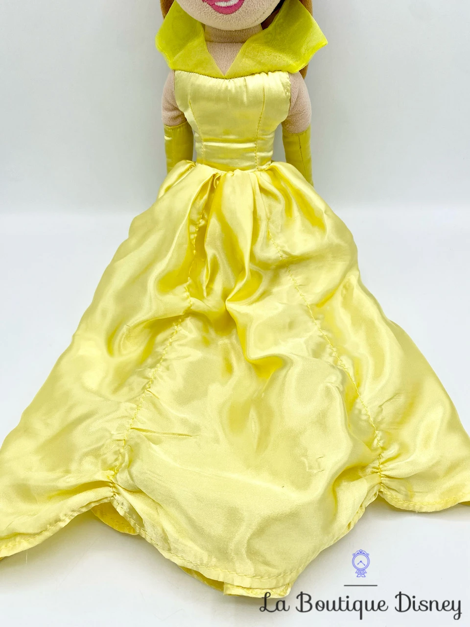 Poupée Chiffon Belle La Belle Et La Bête Disney On Ice Peluche Princesse Robe Jaune 50 Cm 5 Poupée Chiffon Belle La Belle Et La Bête Disney On Ice Peluche Princesse Robe Jaune 50 Cm – Image 3