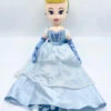 Poupée Chiffon Cendrillon Disney Store Exclusive Peluche Princesse Robe Bleu 55 Cm 2 Poupée Chiffon Cendrillon Disney Store Exclusive Peluche Princesse Robe Bleu 55 Cm -Disney poupee chiffon cendrillon disney store exclusive velours peluche ecusson 0