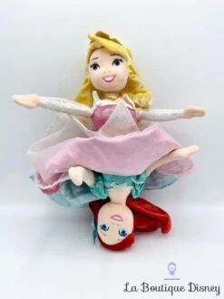 Poupée Chiffon Réversible Aurore Ariel Walt Disney World Disneyland Resort USA Peluche Princesses Double 40 Cm -Disney poupee chiffon reversible ariel aurore walt disney world disneyland resort usa la petite sirene belle au bois dormant peluche 8
