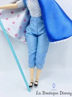 Jouet Figurine La Bergère Articulée Parlante Disney Store Toy Story 32 Cm 12 Jouet Figurine La Bergère Articulée Parlante Disney Store Toy Story 32 Cm -Disney poupee parlante la bergere boo beep disneyland disney store toy story musique chant 5