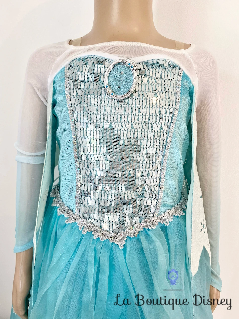 Déguisement Elsa La Reine Des Neiges Disney Store Taille 4 Ans Robe Bleu Cape Strass 4 Déguisement Elsa La Reine Des Neiges Disney Store Taille 4 Ans Robe Bleu Cape Strass – Image 2