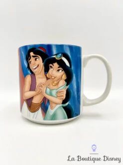 Tasse Scène Aladdin Disney Store Exclusive Classics 2010 Mug Scène Film Jasmine Génie Abu Sultan Rajah -Disney tasse scene aladdin jasmine rajah sultan genie walt disney classics 2010 disney store exclusive mug scene films 3