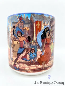 Tasse Scène Le Bossu De Notre Dame Walt Disney Theme Parks Resorts Mug Scène Film Fête Des Fous -Disney tasse scene le bossu de notre dame walt disney company england mug scene films fete fous 5