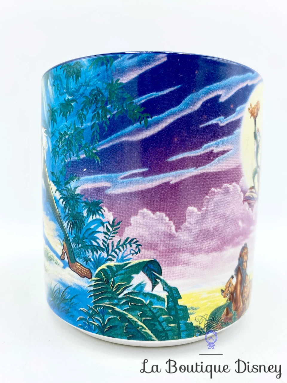 Tasse Scène Le Roi Lion Disney The Walt Disney Theme Parks And Resort The Lion King Mug Scène Film Naissance Savane 4 Tasse Scène Le Roi Lion Disney The Walt Disney Theme Parks And Resort The Lion King Mug Scène Film Naissance Savane – Image 2