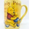 Tasse Winnie L'ourson Rumbly Tumbly Pooh Disney Store Exclusive Mug Jaune Relief 3D