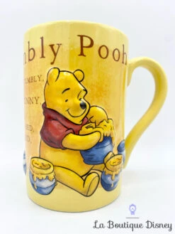 Tasse Winnie L'ourson Rumbly Tumbly Pooh Disney Store Exclusive Mug Jaune Relief 3D